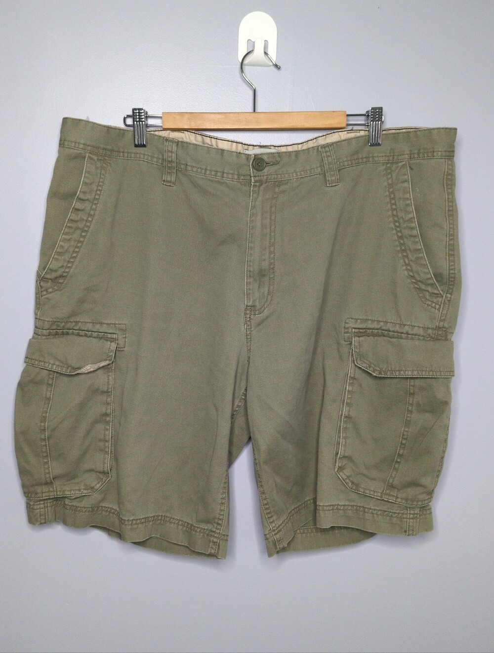 Men's Sun River Clothing Co. Sun River Mens Y2K Cargo Shorts Size 42 Army Green